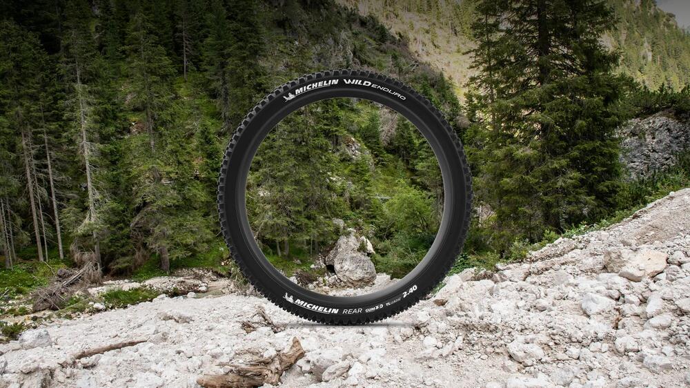 Opona MICHELIN WILD ENDURO REAR COMPETITION LINE Tylna Cechy i zalety-1 16/9