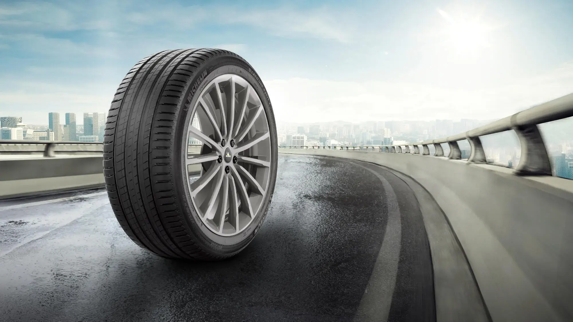 MICHELIN LATITUDE SPORT 3 - Llanta de automóvil | MICHELIN Chile