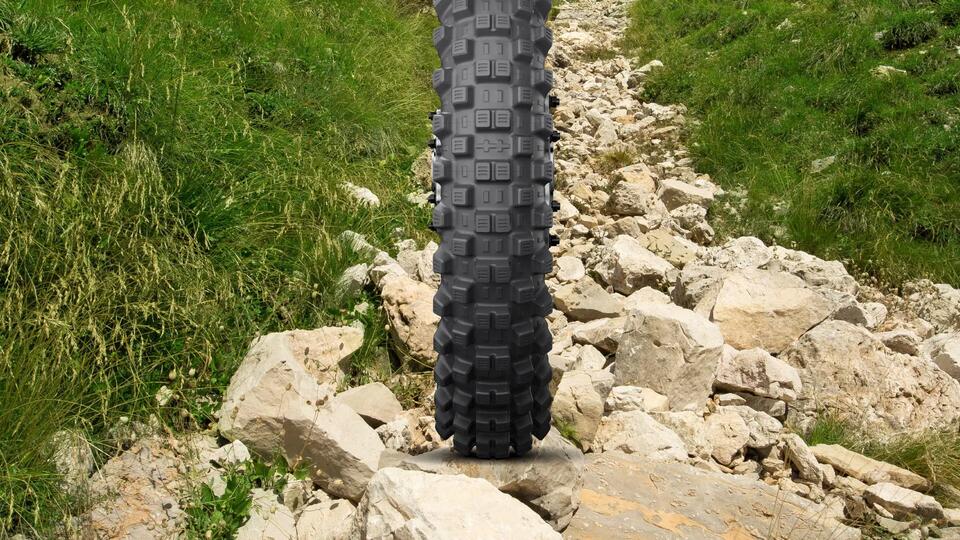 Dekk MICHELIN TRACKER egenskaper-og-fordeler-2 16/9