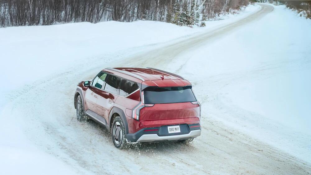 Dekk MICHELIN X-ICE SNOW+ Vinterdekk egenskaper-og-fordeler-2 16/9