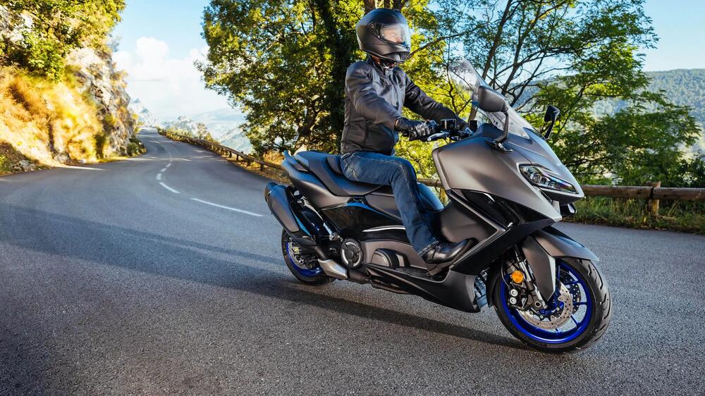 Pneu MICHELIN POWER SHIFT caractéristiques-et-avantages-3 16/9