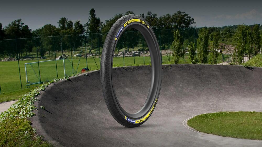 Opona MICHELIN PILOT SX SLICK Przednia i tylna Cechy i zalety-1 16/9