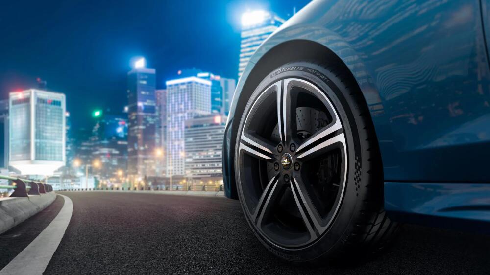 Tyre MICHELIN PILOT SPORT 5 Summer tyre features-and-benefits-3 16/9