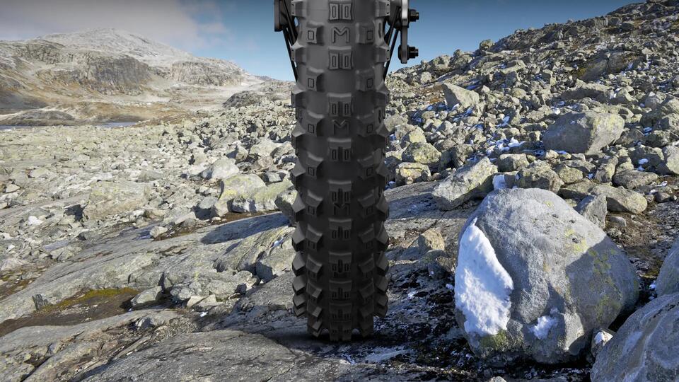 Tyre MICHELIN ENDURO HARD All-season tyre features-and-benefits-1 16/9