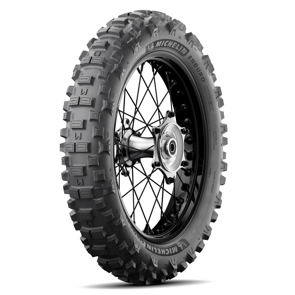 Band MICHELIN ENDURO XTREM NHS Achterkant 4-seizoenenband 140/80 1870M A (band + velg) Vierkant