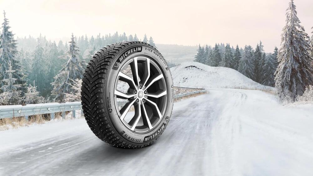 Шина MICHELIN X-ICE NORTH 4 SUV Зимова шина особливості-та-переваги-1 16/9