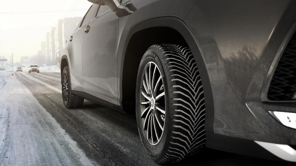 Шина MICHELIN CROSSCLIMATE 2 A/W Всесезонна шина особливості-та-переваги-2 16/9