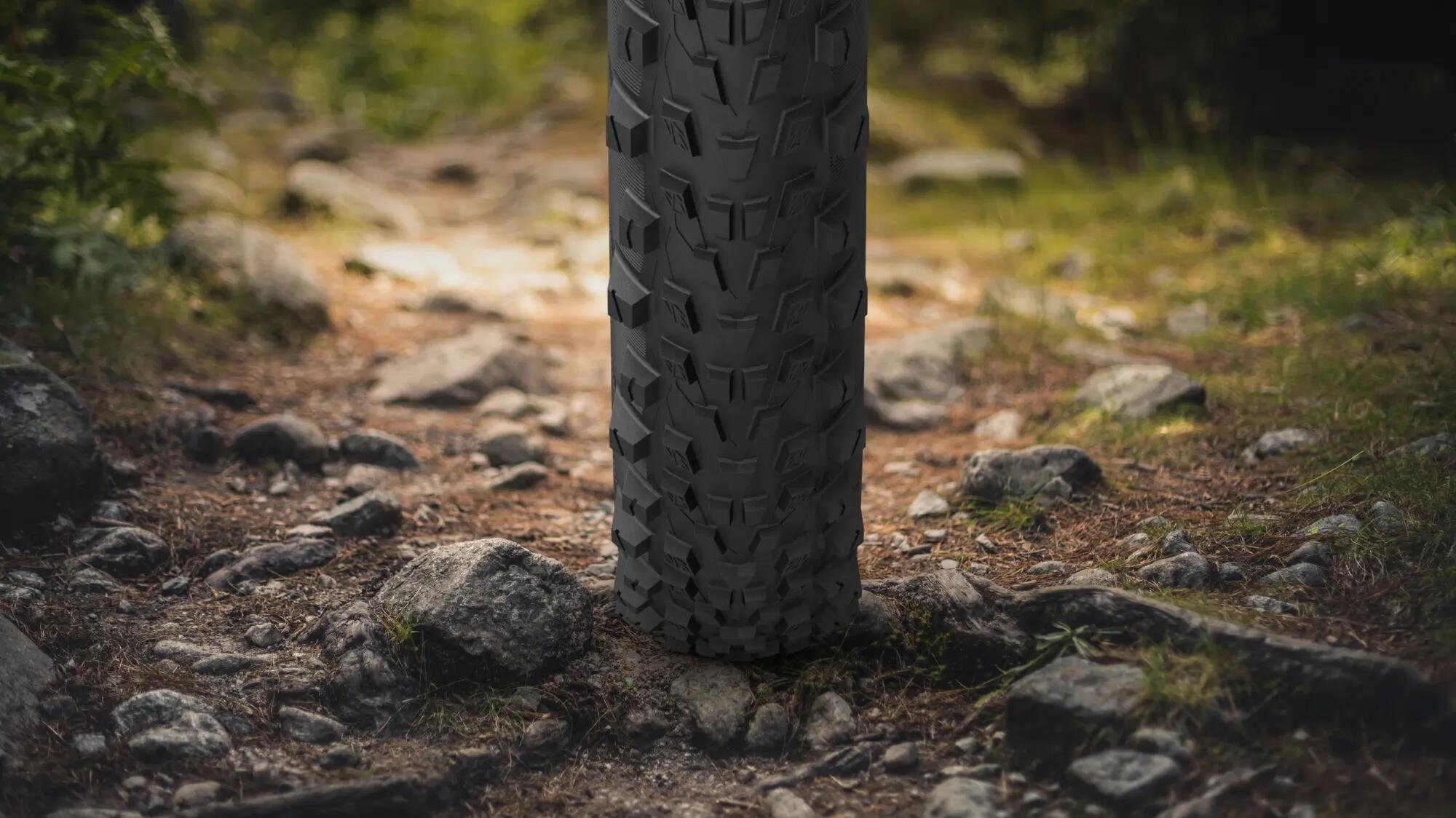 MICHELIN FORCE AM PERFORMANCE LINE Car Tyre