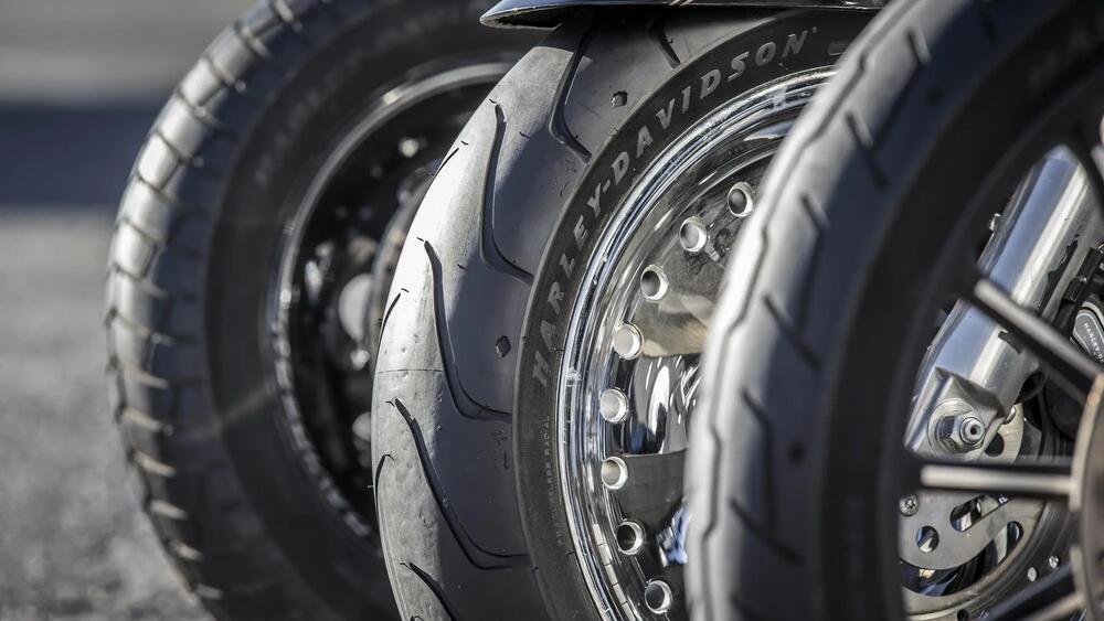 MICHELIN SCORCHER 21 Motorbike Tyre MICHELIN United Kingdom Official Website